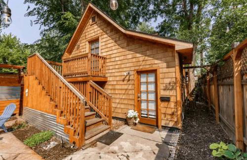 #StayinMyDistrict Hyde Park Down - Photo 20