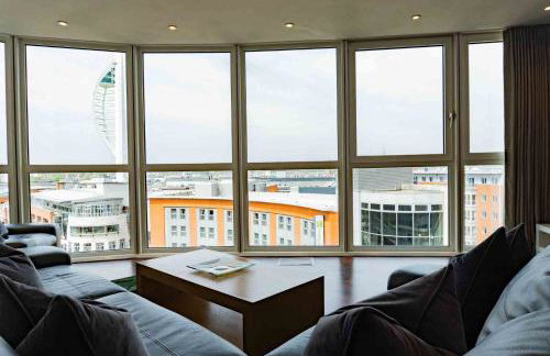 Luxury 3 Bedroom 3 Bathroom Balcony Apartment - Gunwharf Quays Apartments - Foto 7