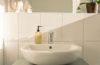 K15 Cozy, Unique & Spacious 3-Room Apartment with Balcony or Single Room by LIPA - Foto 3