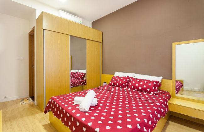 Jennifer Luxury Apartment 2BR 18TH - Photo 2