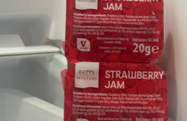 2 Beds Mint drive With Secure car Or Van Park w WiFi-Netflix No Deposit Required - Foto 19