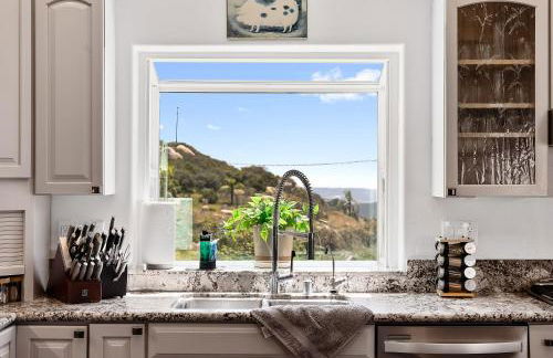 Mountaintop Ramona Home Private Pool, Near Lake! - Foto 15