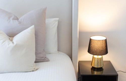 Cinéma Moon Luxury - Gare 3min - Proche Paris - Foto 16