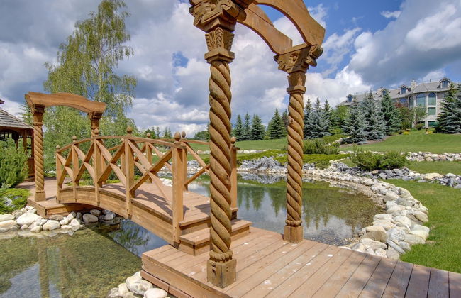 Ghost Lake Manor House - Foto 9