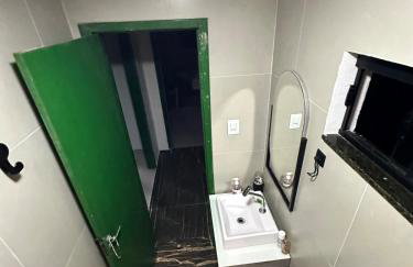 Pé na areia, vista incrível, casa aconchegante, ampla e de um astral - Foto 20