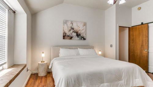 Sleek 4BR OKC Stay by StayLage - Photo 2