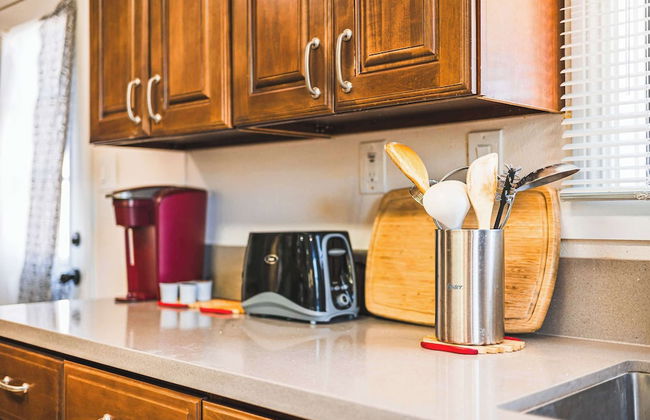 Not Affected by the Fire/spacious Retreat w/ Large Kitchen & Outdoor Patio - Foto 63