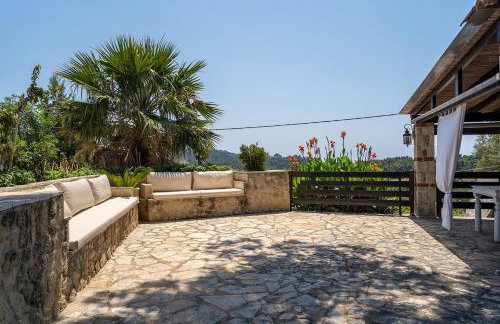 Eco Stone Villa with Private Pool and Jacuzzi - Photo 21