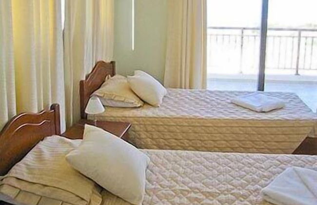 Aura Holiday Villas - Photo 4