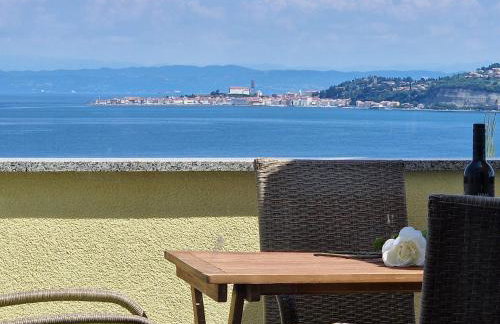 Villa del Golfo - Foto 1