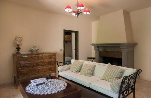 Tenuta Folesano Wine Estate 13th century - Photo 19