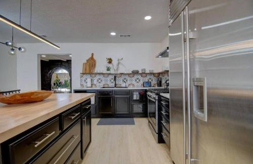 Prickly Pear at Cactus Flower-Private HOT TUB-Pet Friendly-No Pet Fees! - Foto 8