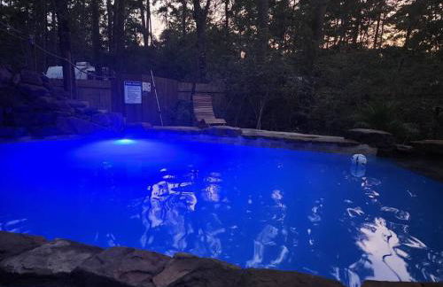 Waterfront Treehouse in a Magical Forest - Foto 12