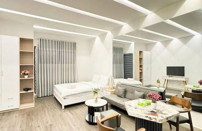 Sunrise City View Apartment - Photo 5