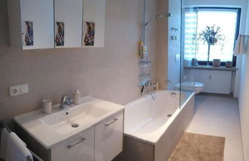 Wohnung direkt am Tegernsee mit XL-Terrasse - Foto 13