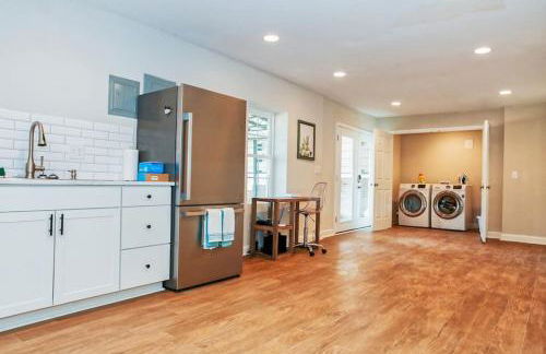 Farm Lodge with Beautiful Open Floor Plan - Foto 11