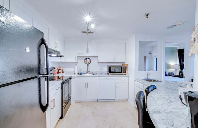 Uhost AI 2BR Condo w Balcony Great Views - Foto 12