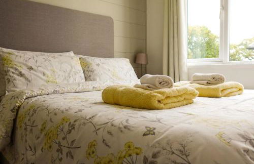 Shropshire Lodges - Romantic Luxury Hot Tub Breaks - Foto 19