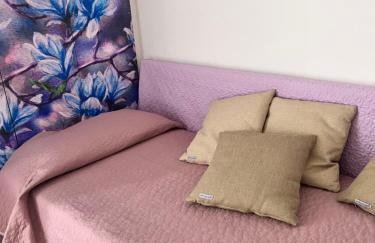 Casa di Zoe apartment - Punto di sosta x bikes auto e moto a 20 minuti dall'autostrada - parcheggio privato - giardino con barbecue - - Foto 26