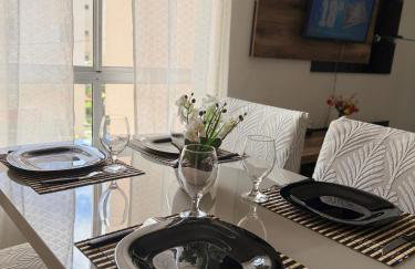 Apartamento 100 metros da praia com piscina - Foto 22