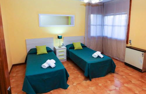 GERANIS VILLA ONLY FAMILIES Planet Costa Dorada - Foto 49