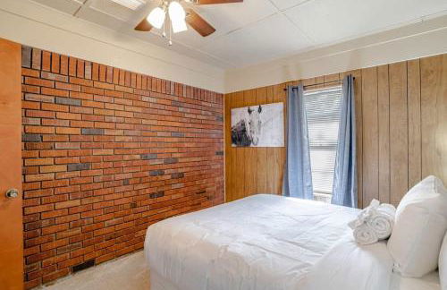 Wonderstruck on Wendover- 20 Mins to Downtown - Foto 14