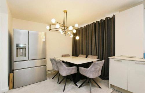 Family Friendly 4-Bedrooms - Foto 1