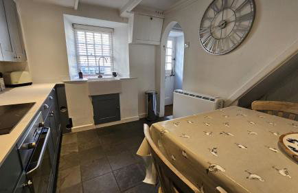 Beach Hill Cottage - Photo 12