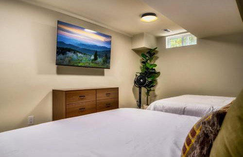 Keener Hollow Family Retreat Hot Tub Sauna Near Pigeon Forge - Photo 74