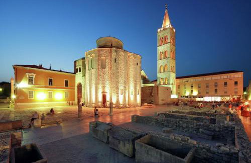 Luxury Apartment with heated pool in Starigrad - Foto 38