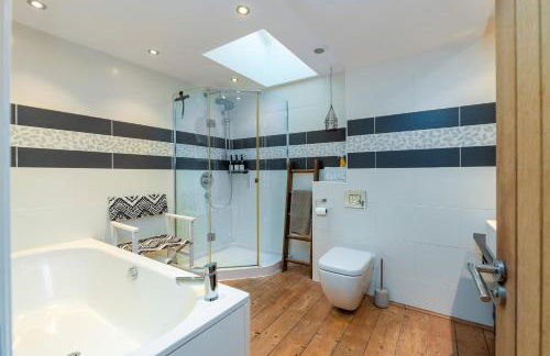 The Old Mill, Deluxe holiday home with a view - Foto 37