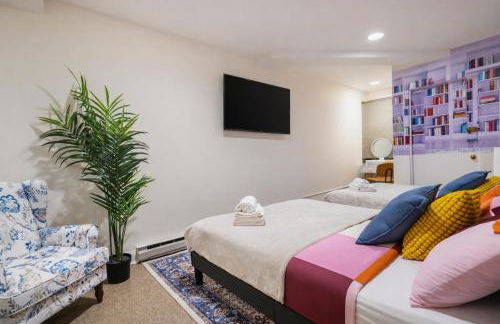 3 Bedroom Cozy Home in Manhattan Valley - Photo 10