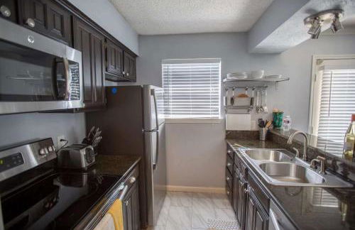 2BD Condo DFW South I14 - Foto 6