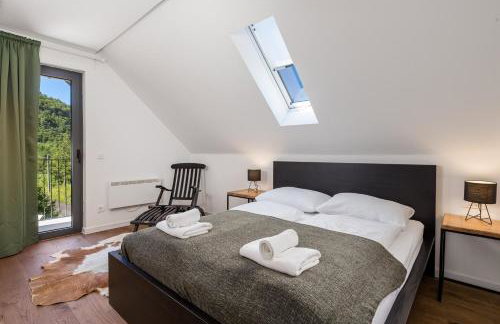 Modern Alpine Monsalbius Chalet - Foto 18