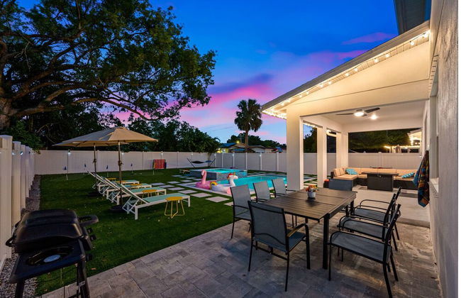 New-6br Discovilla- Sleeps16 Heated Pool & More - Foto 70