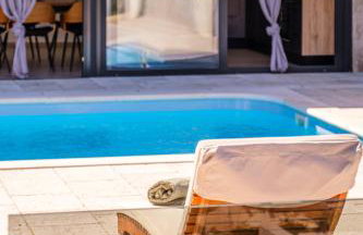 Villa TM with private heated pool, poolhouse & private garage - Photo 25