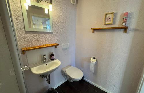 Gemütliches City-Apartment mit Kitchenette & Café im Haus - Foto 8