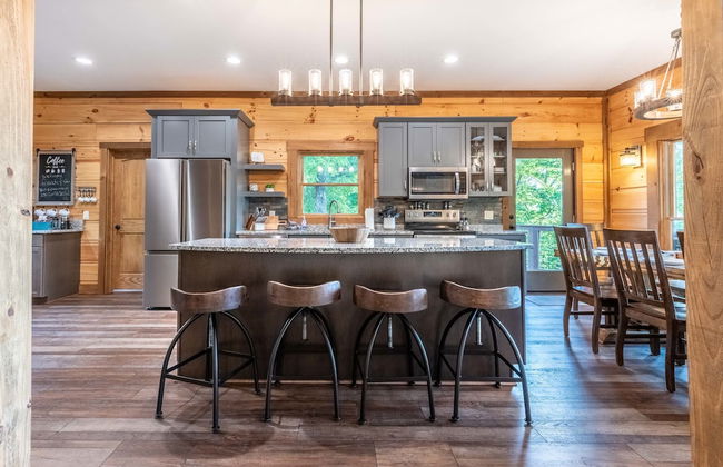 Luxury 3 2 5 Cabin Lake Views Theatre Gameroom - Foto 11