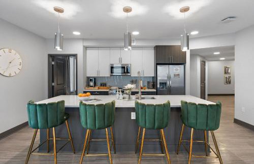 Skyline Views & PoolMins to Vanderbilt - Foto 8