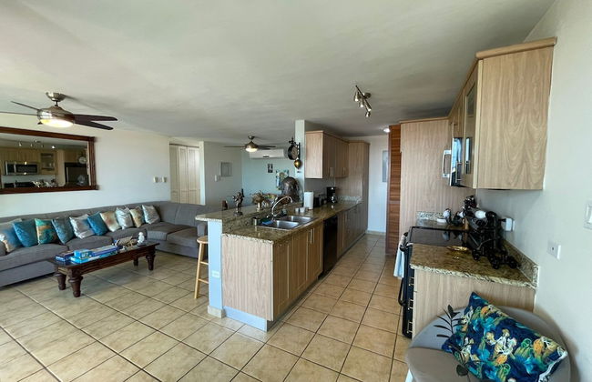 506 Ocean & Marina Views 3 Bed 2 Bath - Photo 15