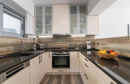 Villa Azzura with sea view & private pool at Athens Riviera - Foto 29