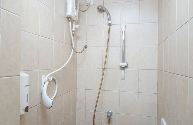 Comfy and Homey 2BR at Mediterania Marina Ancol Apartment - Foto 14