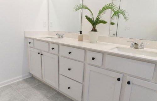 Modern Bright Home - Pool, Parks and Disney - Foto 10