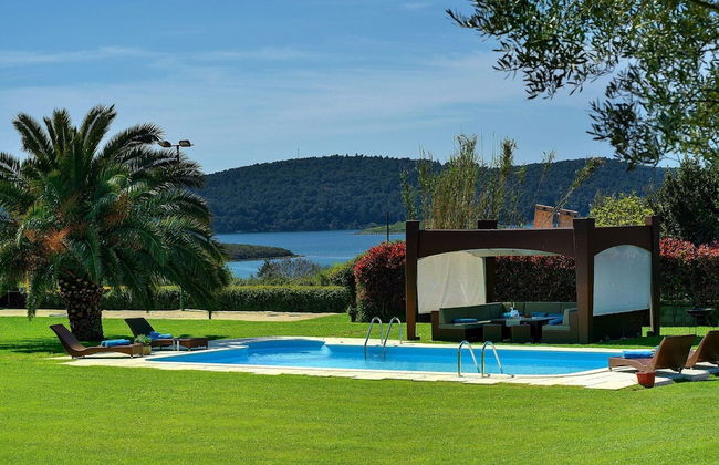 Luxurious Villa in Pomer with Pool & Hot Tub - Foto 23