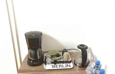 Charming Retreat Near Berlin - Cozy Stay in a Convenient Location - Photo 6