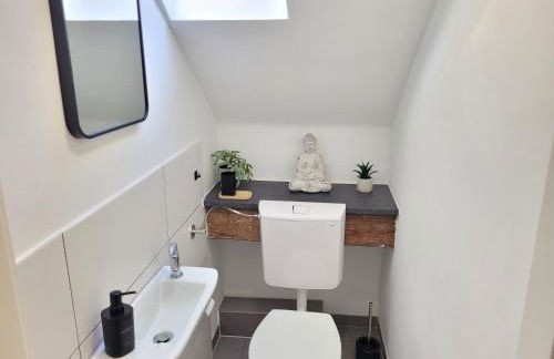 charmantes Apartment mit voll ausgestatteter Küche, Kingsize-Betten, Billard & Tischkicker - Foto 17