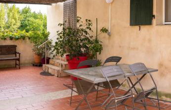 Appartement spacieux à Arles avec piscine et jardin partagé - Foto 30