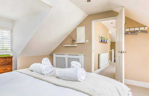 Charming Cottage with Garden - Pass the Keys - Foto 27