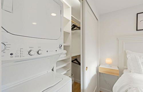 Cozy Bungalow Home 2br, 1ba - 9 min to Tacoma Dome - Foto 15