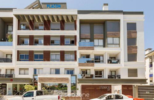 ELUs - Building with Rooftop Pool 350m from the Beach! - Photo 6